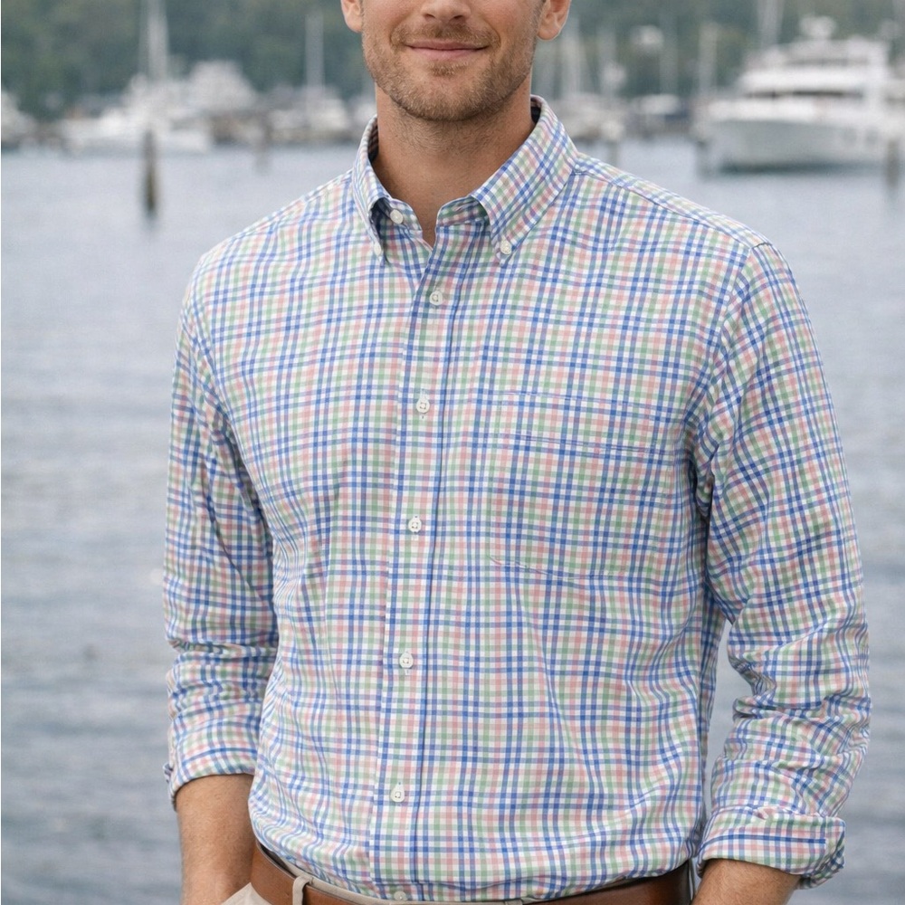 Vineyard Vines‎ Men's Murray Button Down Shirt Blue & Green Plaid Shirt. Medium